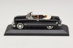 Ford FL Avoauto Musta Minichamps 1:43 400082231 Metalli