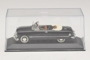 Ford FL Avoauto Musta Minichamps 1:43 400082231 Metalli — kuva 4 / 5