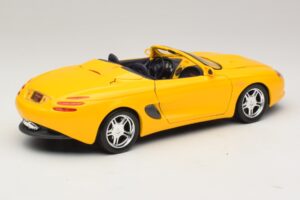 Ford Mustang Mach III Avoauto Keltainen Maisto 1:18 32815 Metalli — kuva 3 / 8
