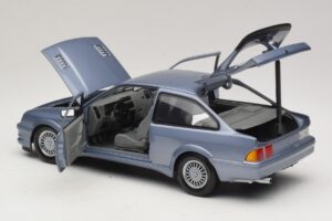 Ford Sierra RS Cosworth Sininen Minichamps 1:18 150084072 Metalli — kuva 5 / 8