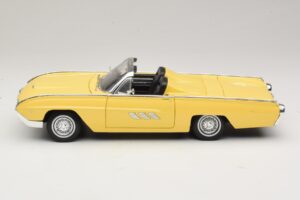 Ford Thunderbird Avoauto Keltainen Anson 1:18 30334-P1 Metalli — kuva 4 / 8
