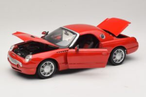 Ford Thunderbird Punainen Maisto 1:18 31620 Metalli — kuva 2 / 8