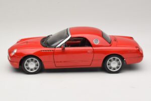 Ford Thunderbird Punainen Maisto 1:18 31620 Metalli — kuva 4 / 8