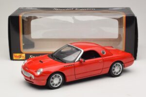Ford Thunderbird Punainen Maisto 1:18 31620 Metalli — kuva 8 / 8