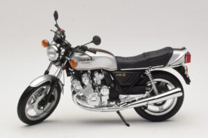 Honda CBX 1000 Hopea Minichamps 1:12 08MDM-CBX-810A Metalli — kuva 2 / 6