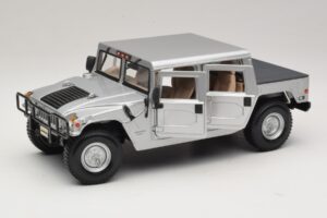 Hummer H1 Hardtop Hopea Maisto 1:18 36857 Metalli — kuva 2 / 8