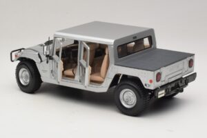Hummer H1 Hardtop Hopea Maisto 1:18 36857 Metalli — kuva 5 / 8