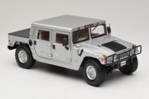 Hummer H1 Hardtop Hopea Maisto 1:18 36857 Metalli — kuva 6 / 8