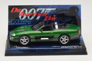 Jaguar XKR X100 Roadster Die Another Day Minichamps 1:43 045149 Metalli