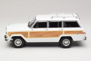 Jeep Grand Wagoneer Valkoinen KK-Scale 1:18 KKDC181111 Metalli — kuva 3 / 6