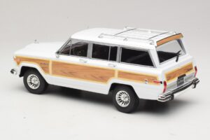Jeep Grand Wagoneer Valkoinen KK-Scale 1:18 KKDC181111 Metalli — kuva 5 / 6