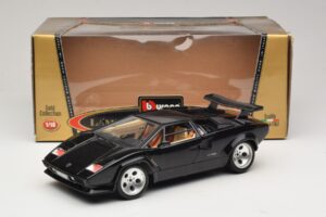 Lamborghini Countach 5000 Quattrovalvole Musta Bburago 1:18 3337 Metalli — kuva 8 / 8