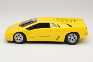 Lamborghini Diablo Keltainen Maisto 1:18 32803 Metalli — kuva 4 / 8