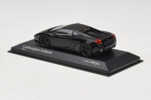 Lamborghini Gallardo Musta Minichamps 1:43 400103504 Metalli — kuva 3 / 5