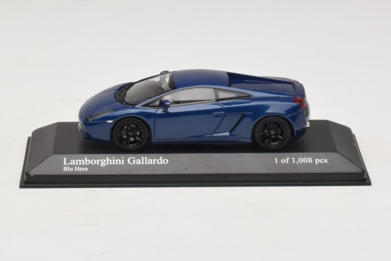 Lamborghini Gallardo Blue Metallic Minichamps 1:43 Lamborghini Gallardo Blue Metallic Minichamps 1:43 400103505 Metalli