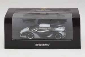 Lamborghini Gallardo LP560-4 Academy of Ice Musta Minichamps 1:43 436103800 Metalli — kuva 5 / 5