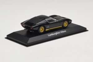 Lamborghini Miura P400 Musta Maxichamps 1:43 940103000 Metalli — kuva 2 / 5