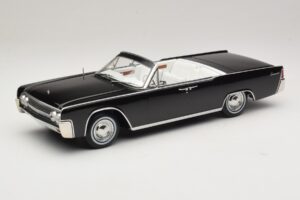 Lincoln Continental Convertible Musta Bad Boys KK-Scale 1:18 KKDC181521 Metalli