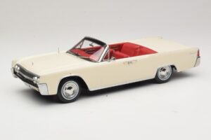 Lincoln Continental Convertible Valkoinen John F. Kennedy KK-Scale 1:18 KKDC181523 Metalli
