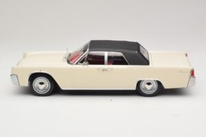 Lincoln Continental Convertible Valkoinen John F. Kennedy KK-Scale 1:18 KKDC181523 Metalli — kuva 4 / 7