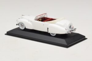 Lincoln Continental Avoauto Valkoinen Minichamps 1:43 400082501 Metalli — kuva 3 / 5