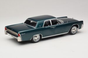 Lincoln Continental Tummanvihreä Metallic Matrix Reloaded & Revolutions KK-Scale 1:18 KKDC181481 Metalli — kuva 2 / 6