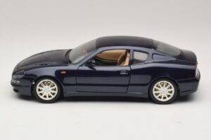 Maserati 3200 GT Sininen Bburago 1:18 3371-P1 Metalli — kuva 4 / 8