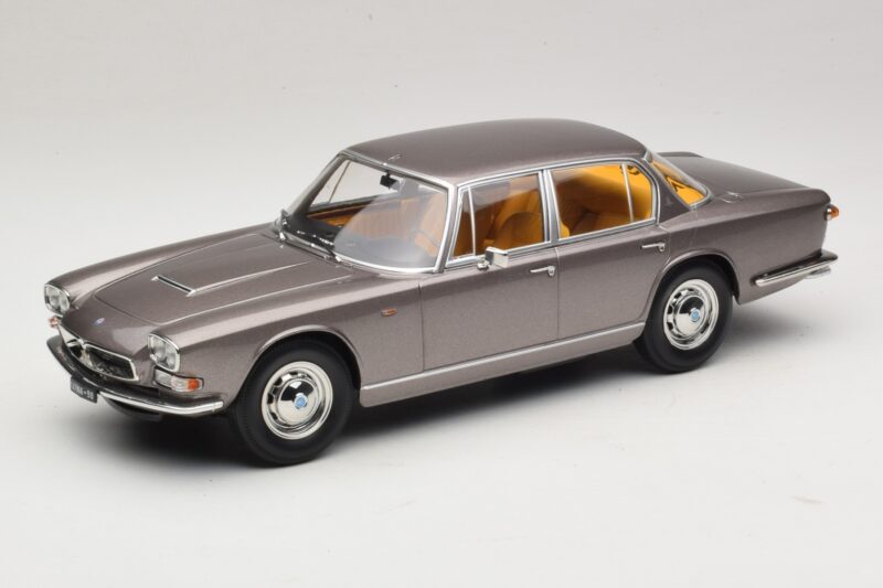 Maserati Quattroporte I Harmaa Metallic KK-Scale 1:18 KKDC181511 Metalli