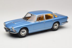 Maserati Quattroporte I Vaaleansininen Metallic KK-Scale 1:18 KKDC181514 Metalli