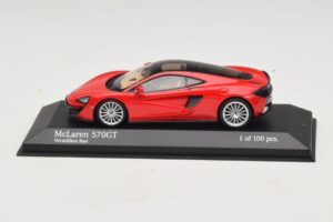 McLaren 570GT Vermillion Red Minichamps 1:43 537154522 Metalli