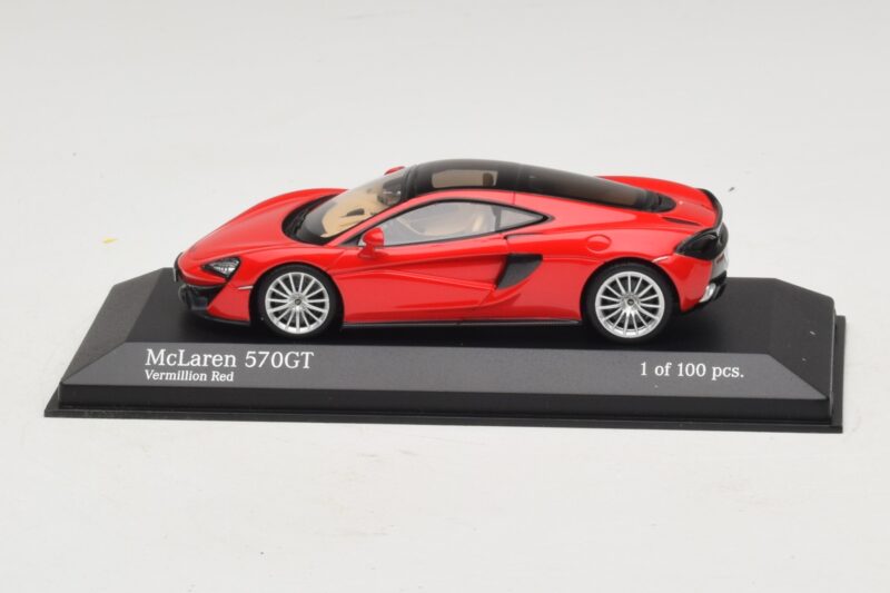 McLaren 570GT Vermillion Red Minichamps 1:43 537154522 Metalli