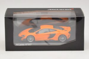 McLaren 675LT Oranssi Minichamps 1:43 537154421 Metalli — kuva 5 / 5