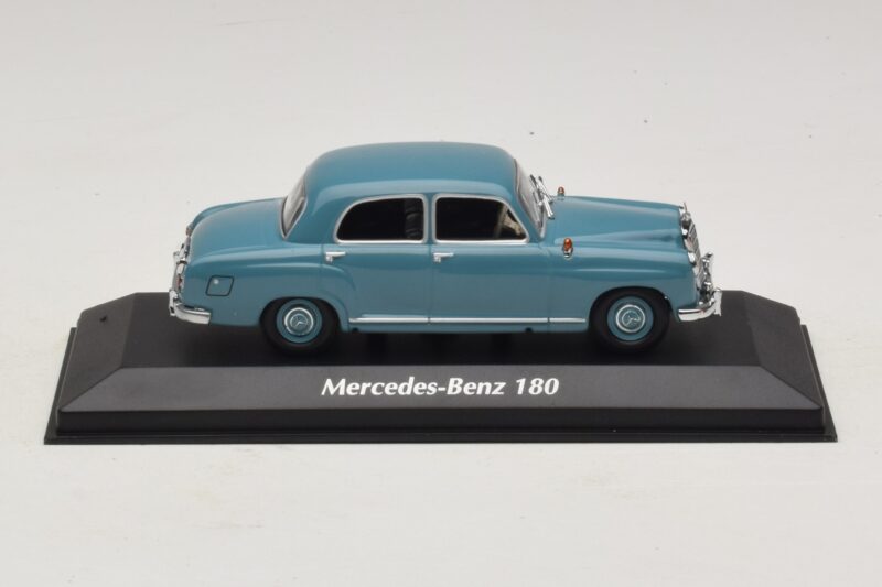 Mercedes 180 W120 Sininen Maxichamps 1:43 940033102 Metalli