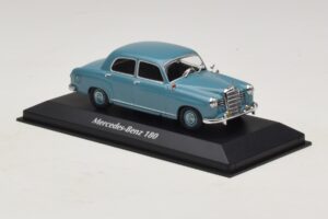Mercedes 180 W120 Sininen Maxichamps 1:43 940033102 Metalli — kuva 3 / 5