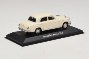 Mercedes 220 S W180 Valkoinen Maxichamps 1:43 940033000 Metalli — kuva 2 / 5