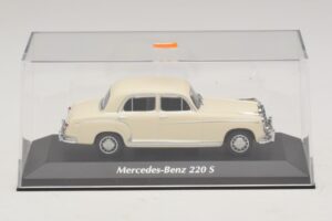 Mercedes 220 S W180 Valkoinen Maxichamps 1:43 940033000 Metalli — kuva 4 / 5