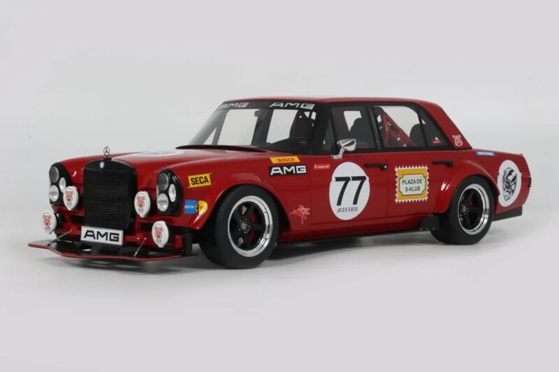 Mercedes 300 SEL W109 Red Pig S-Klub C63 S Mars Red GT Spirit 1:18 GT584 Hartsi