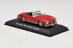 Mercedes 300 SL W198 Roadster Punainen Maxichamps 1:43 940039031 Metalli — kuva 3 / 5