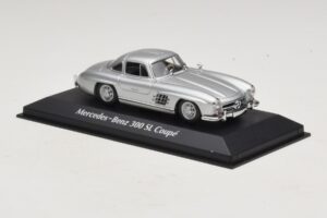 Mercedes 300 SL W198 Hopea Maxichamps 1:43 940039000 Metalli — kuva 3 / 5