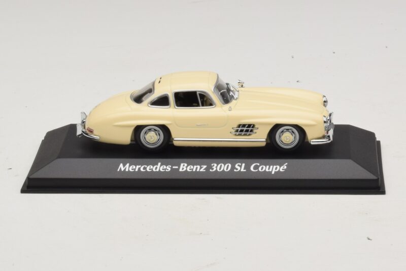 Mercedes 300 SL W198 Valkoinen Maxichamps 1:43 940039002 Metalli