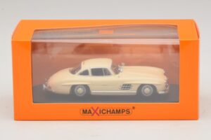 Mercedes 300 SL W198 Valkoinen Maxichamps 1:43 940039002 Metalli — kuva 5 / 5