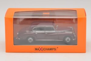 Mercedes 300 W186 Tummanpunainen Maxichamps 1:43 940039060 Metalli — kuva 5 / 5