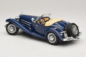 Mercedes 500K Roadster Sininen Bburago 1:20 3070 Metalli — kuva 7 / 8