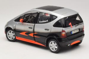 Mercedes A-Class W168 D. Coulthard Hopea Maisto 1:18 35841 Metalli — kuva 7 / 8