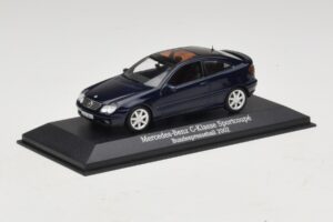 Mercedes C-Class Sportscoupe CL203 Blue Metallic Bundespressball Minichamps 1:43 MB010 Metalli — kuva 2 / 5