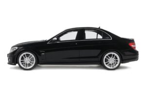 Mercedes C63 AMG W204 Brabus B63S Obsidian Black GT Spirit 1:18 GT582 Hartsi — kuva 3 / 5