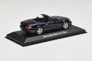 Mercedes SL R230 Sininen Metallic Maxichamps 1:43 940037531 Metalli — kuva 2 / 5