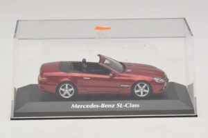 Mercedes SL R230 Punainen Metallic Maxichamps 1:43 940037530 Metalli — kuva 4 / 5