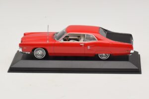 Mercury Marauder X-100 Punainen Musta Minichamps 1:43 Mercury Marauder X-100 Punainen Musta Minichamps 1:43 400082121 Metalli