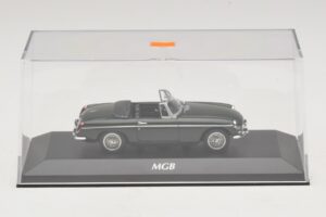 MG MGB Mk1 Vihreä Maxichamps 1:43 940131031 Metalli — kuva 4 / 5